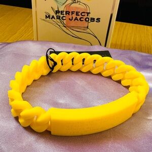 ☀️NWT MARC BY MARC JACOBS VIBRANT YELLOW BRAIDED SILICONE RUBBER BRACELET☀️